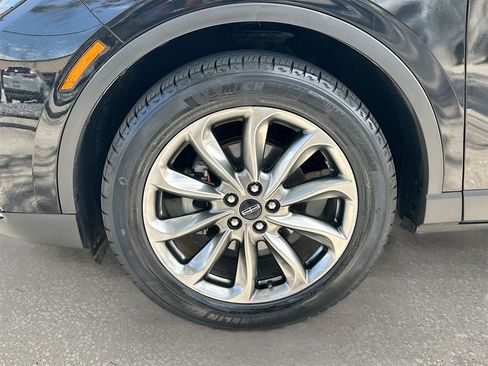 Used 2021 Lincoln Corsair AWD w/ Premium Package image 32