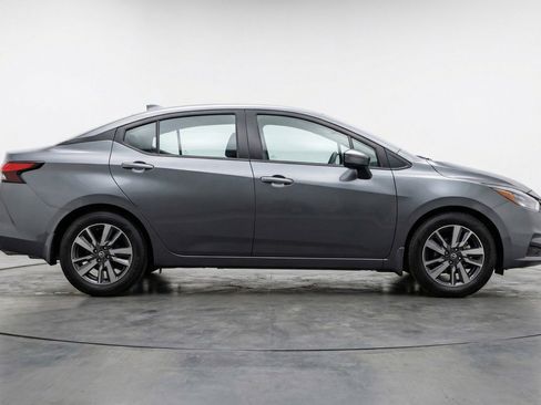 Used 2025 Nissan Versa SV FWD image 11