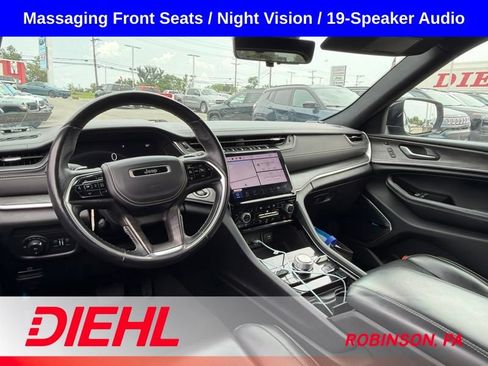 Used 2021 Jeep Grand Cherokee L Overland w/ Luxury Tech Group IV AWD/4WD image 11