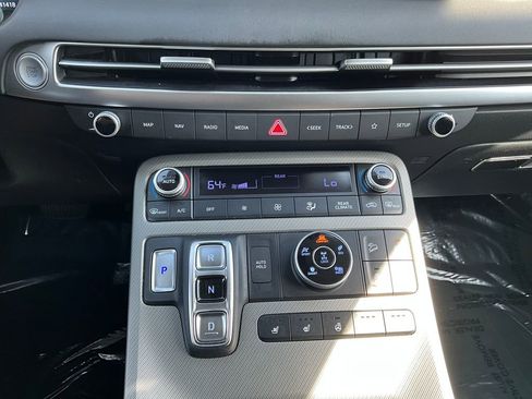 Used 2024 Hyundai Palisade SEL w/ Premium Package image 30