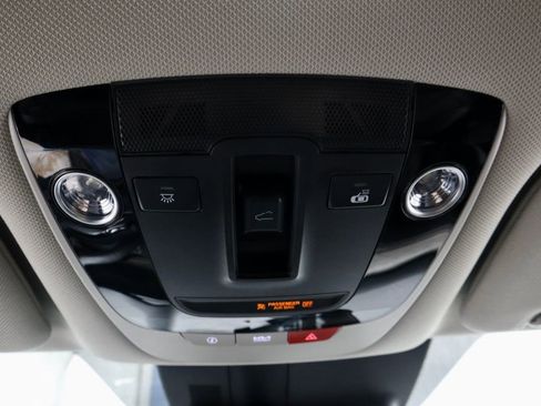 Used 2023 Kia Sorento S w/ Panoramic Sunroof Package image 27