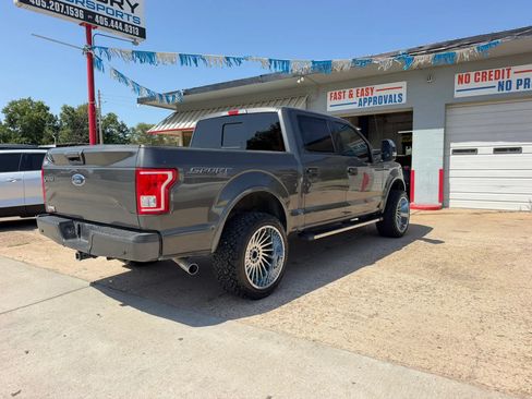 Used 2017 Ford F150 XLT w/ Equipment Group 302A Luxury AWD/4WD image 6