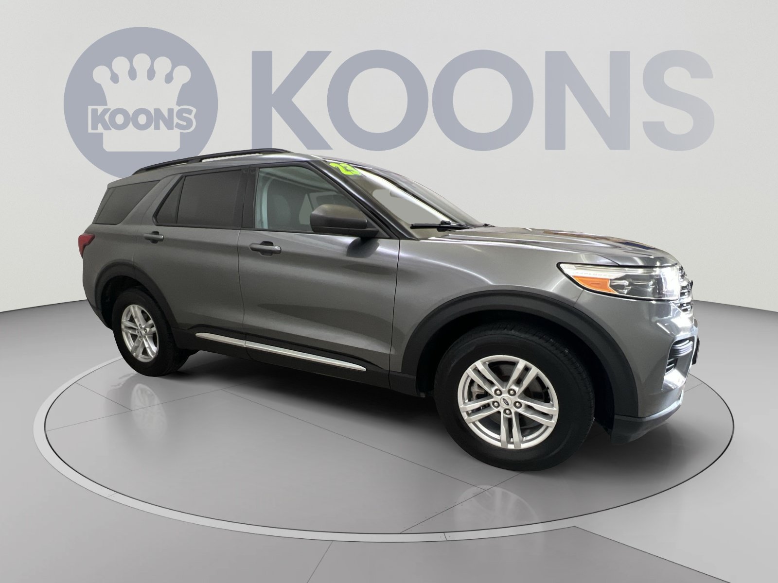 Used 2023 Ford Explorer XLT AWD/4WD image 10
