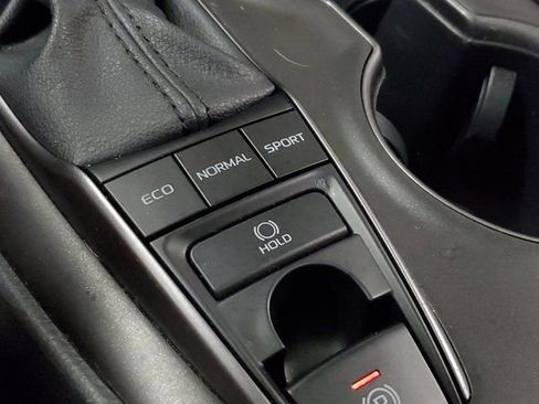 Used 2022 Toyota Camry XSE image 30