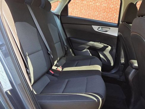 Used 2024 Kia Forte LXS image 13