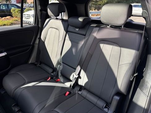 Certified 2025 Mercedes-Benz GLB 250 4MATIC image 24