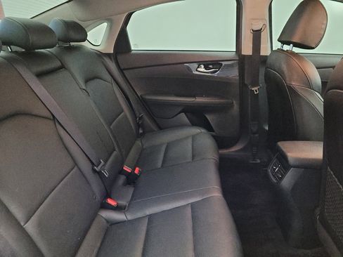 Used 2020 Kia Forte EX image 19