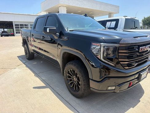 Used 2022 GMC Sierra 1500 AT4X AWD/4WD image 3