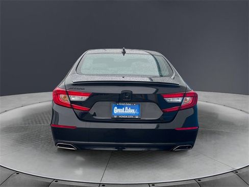 Used 2022 Honda Accord Sport image 4