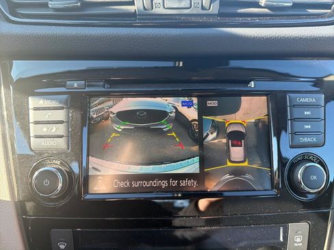 Used 2020 Nissan Rogue Sport SV w/ Technology Package AWD/4WD image 27