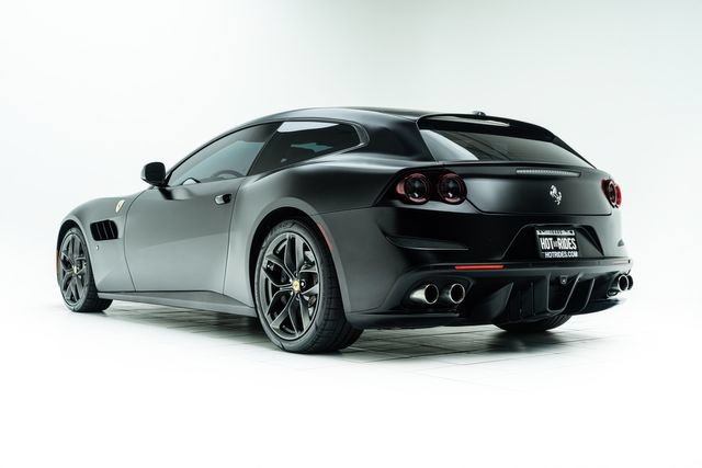 Used 2018 Ferrari GTC4Lusso T RWD image 22