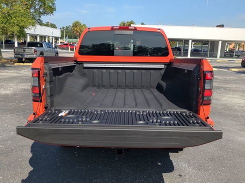 New 2025 Nissan Frontier PRO-4X w/ Pro Convenience Package image 13