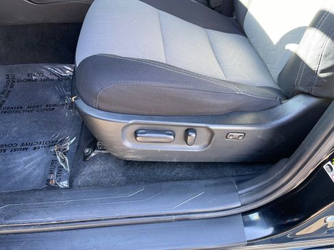 Used 2021 Toyota Tacoma SR5 image 25