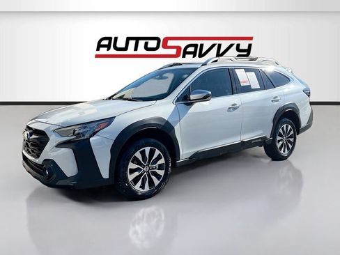 Used 2025 Subaru Outback Touring XT AWD/4WD image 3