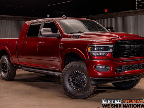 Used 2021 RAM 2500 Laramie w/ Night Edition AWD/4WD image 1