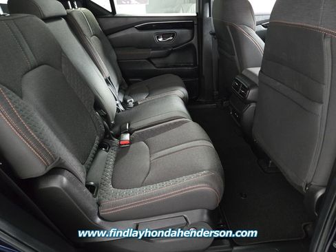 Certified 2025 Honda Pilot Sport image 21