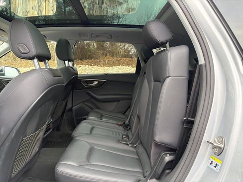 Used 2021 Audi Q7 3.0T Premium Plus w/ Executive Package image 9