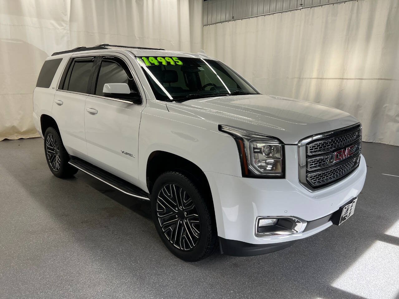 Used 2019 GMC Yukon SLT AWD/4WD image 3