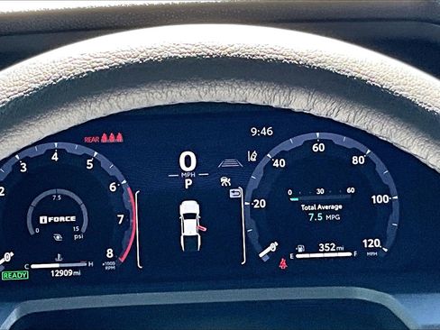 Used 2024 Toyota Tacoma TRD Sport w/ TRD Sport Upgrade Package AWD/4WD image 22