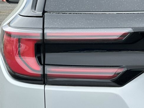 Used 2025 GMC Acadia AT4 w/ LPO, Floor Liner Package AWD/4WD image 46