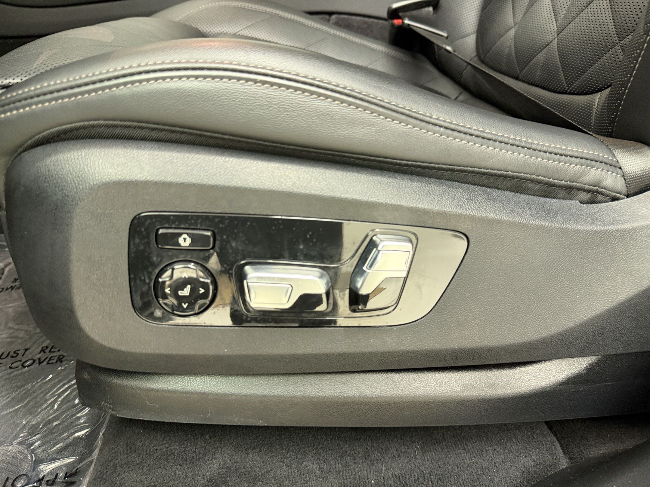 Used 2024 BMW X5 sDrive40i w/ Premium Package RWD image 15