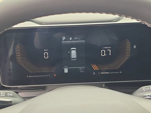 New 2027 Kia Carnival FWD image 31