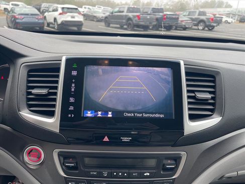 Used 2016 Honda Pilot EX image 6