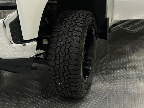 Used 2020 Chevrolet Silverado 1500 LT w/ Fleet Comfort Package image 34