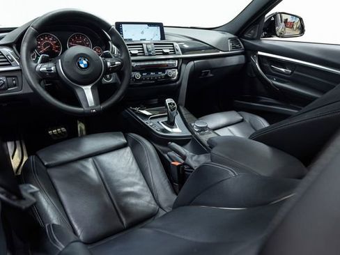 Used 2018 BMW 340i xDrive Sedan w/ Premium Package AWD/4WD image 21
