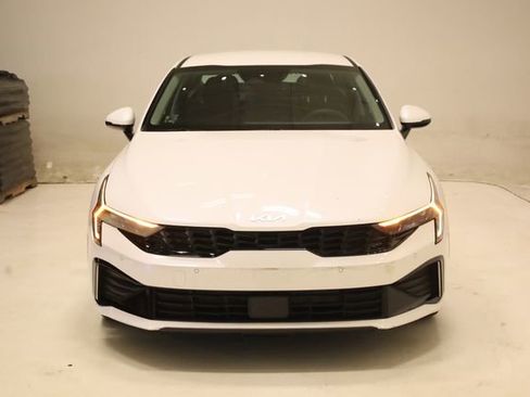 Used 2025 Kia K5 LXS image 2