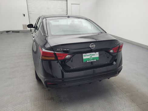Used 2024 Nissan Altima 2.5 SV image 6