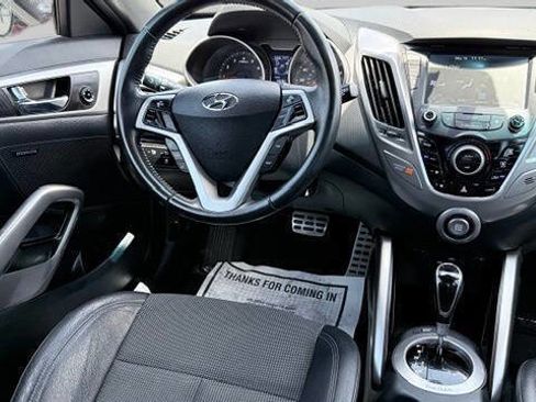 Used 2016 Hyundai Veloster w/ Option Group 03 FWD image 13