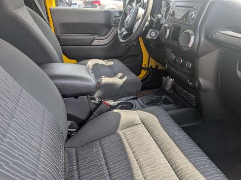 Used 2011 Jeep Wrangler Sport AWD/4WD image 7