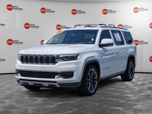 Used 2022 Jeep Wagoneer Series III w/ Premium Group I AWD/4WD image 1
