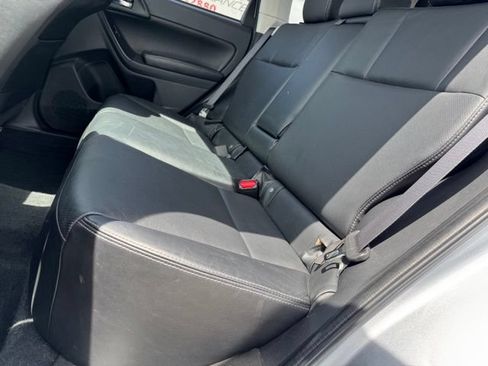 Used 2014 Subaru Forester 2.5i Limited AWD/4WD image 12