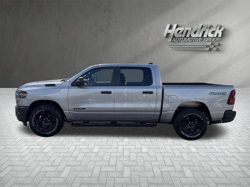 Used 2025 RAM 1500 Warlock AWD/4WD image 7