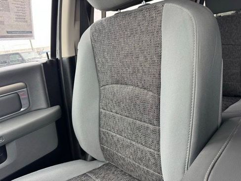 Certified 2019 RAM 1500 Classic SLT w/ Luxury Group AWD/4WD image 28