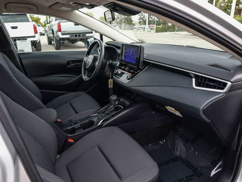 Used 2025 Toyota Corolla LE FWD image 15