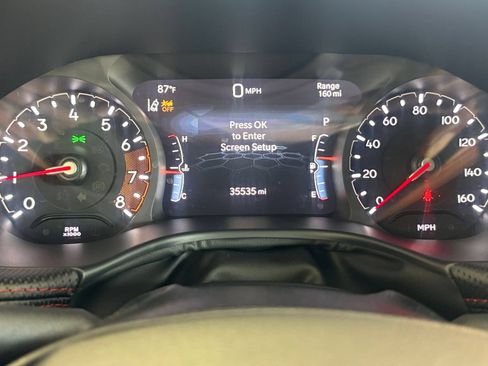 Used 2025 Jeep Compass Trailhawk w/ Trailer Tow Group AWD/4WD image 39