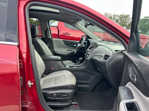 Used 2018 Chevrolet Equinox Premier FWD image 31