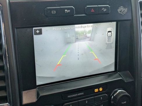 Used 2017 Ford F250 XLT w/ XLT Value Package AWD/4WD image 14