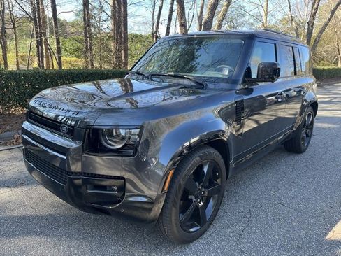 Used 2026 Land Rover Defender 110 X-Dynamic SE image 1