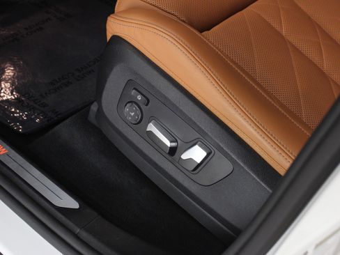 Used 2024 BMW X5 sDrive40i image 33