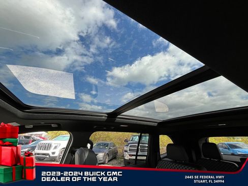 New 2026 GMC Acadia Denali w/ Super Cruise Package image 36