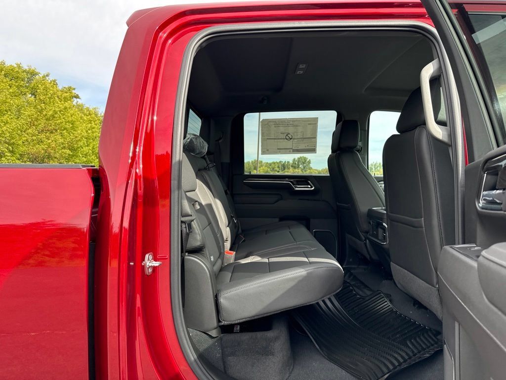 New 2026 Chevrolet Silverado 2500 LTZ w/ LTZ Plus Package AWD/4WD image 14