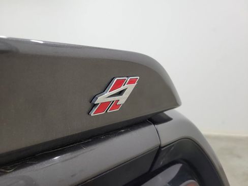 Used 2019 Dodge Challenger SXT image 8