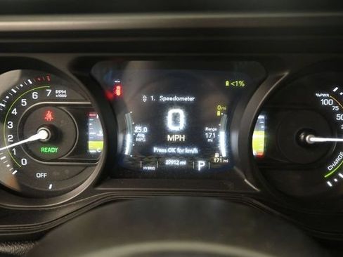 Used 2024 Jeep Wrangler Unlimited Rubicon 4xe w/ Capability Package AWD/4WD image 10