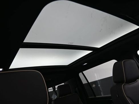 New 2025 Chevrolet Suburban Premier w/ Sun And Tow Package image 47