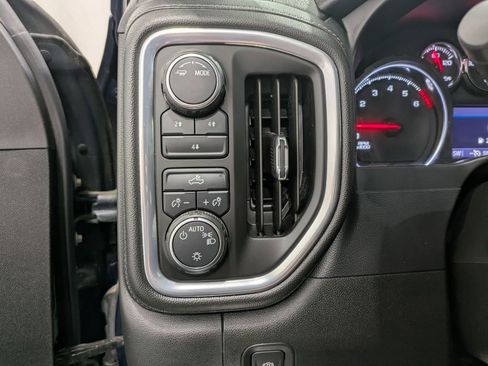 Used 2021 Chevrolet Silverado 2500 LT AWD/4WD image 8