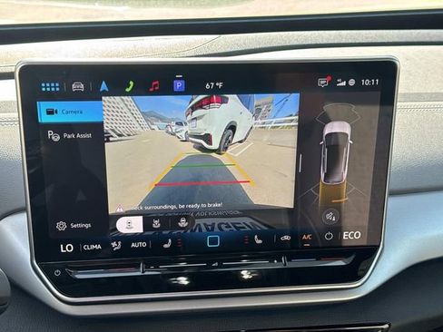 New 2025 Volkswagen ID.4 Pro image 24